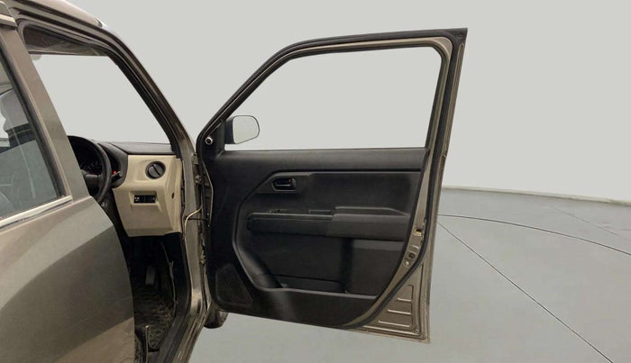 2020 Maruti New Wagon-R LXI CNG (O) 1.0, CNG, Manual, 65,595 km, RHS Front Door