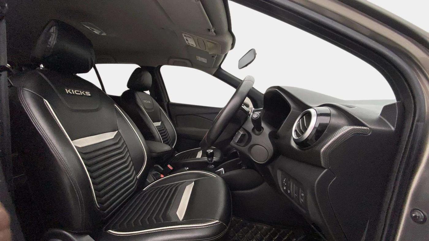 2019 Nissan Kicks XV DIESEL, Diesel, Manual, 46,633 km, Right Side Front Door Cabin