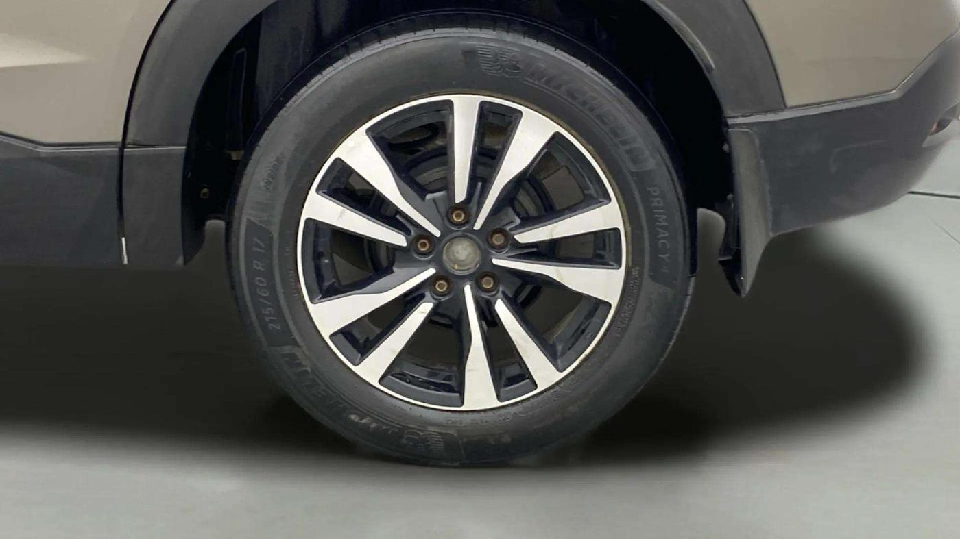 2019 Nissan Kicks XV DIESEL, Diesel, Manual, 46,633 km, Left Rear Wheel