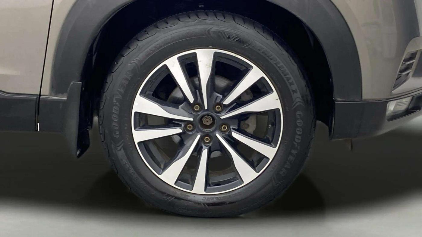2019 Nissan Kicks XV DIESEL, Diesel, Manual, 46,633 km, Right Front Wheel