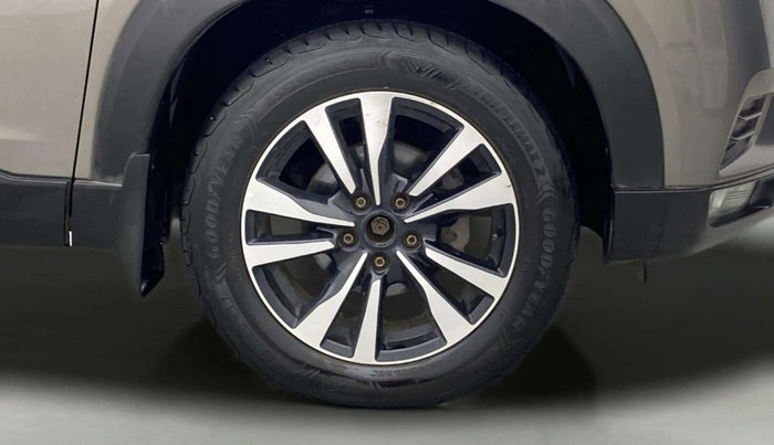 2019 Nissan Kicks XV DIESEL, Diesel, Manual, 46,563 km, Right Front Wheel