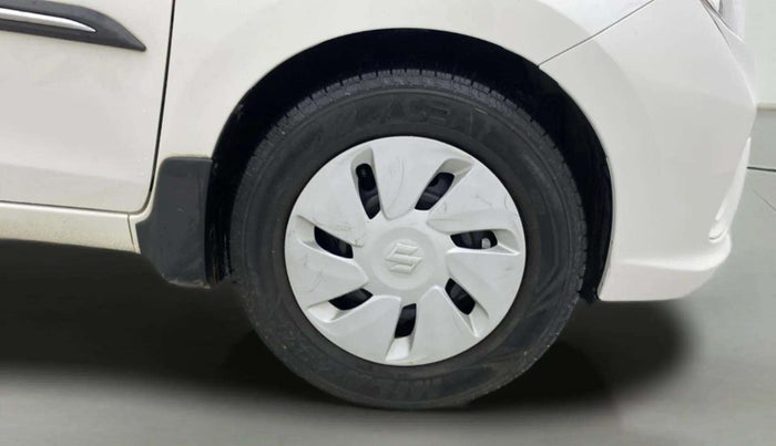 2018 Maruti Celerio VXI (O), Petrol, Manual, 24,615 km, Right Front Wheel