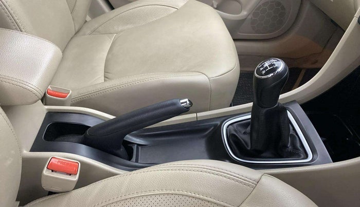 2020 Maruti Ciaz ALPHA 1.5 SHVS PETROL, Petrol, Manual, 35,716 km, Gear Lever