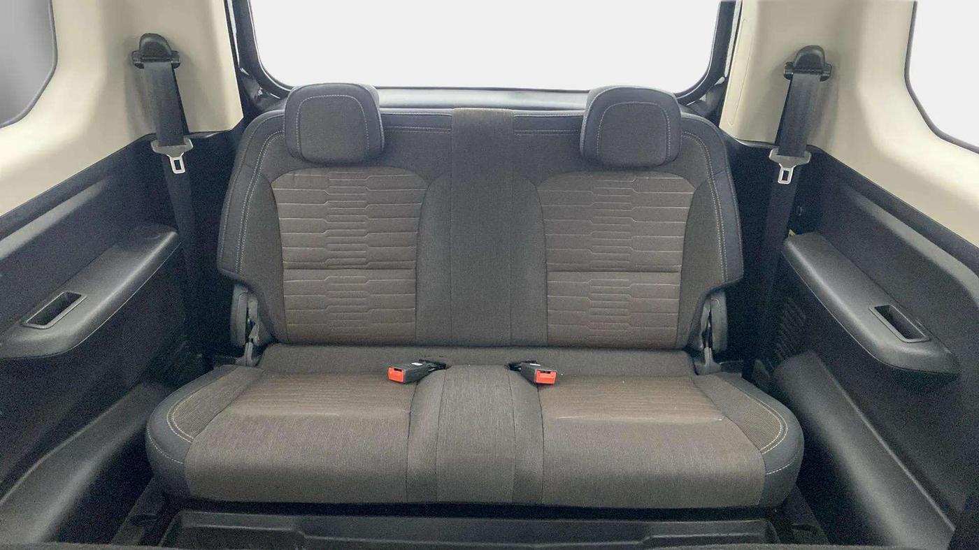 2023 Mahindra SCORPIO-N Z6 DIESEL MT 2WD 7 STR, Diesel, Manual, 50,282 km, Third Seat Row ( optional )