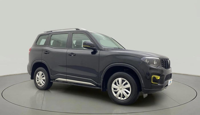 2023 Mahindra SCORPIO-N Z6 DIESEL MT 2WD 7 STR, Diesel, Manual, 49,440 km, Right Front Diagonal