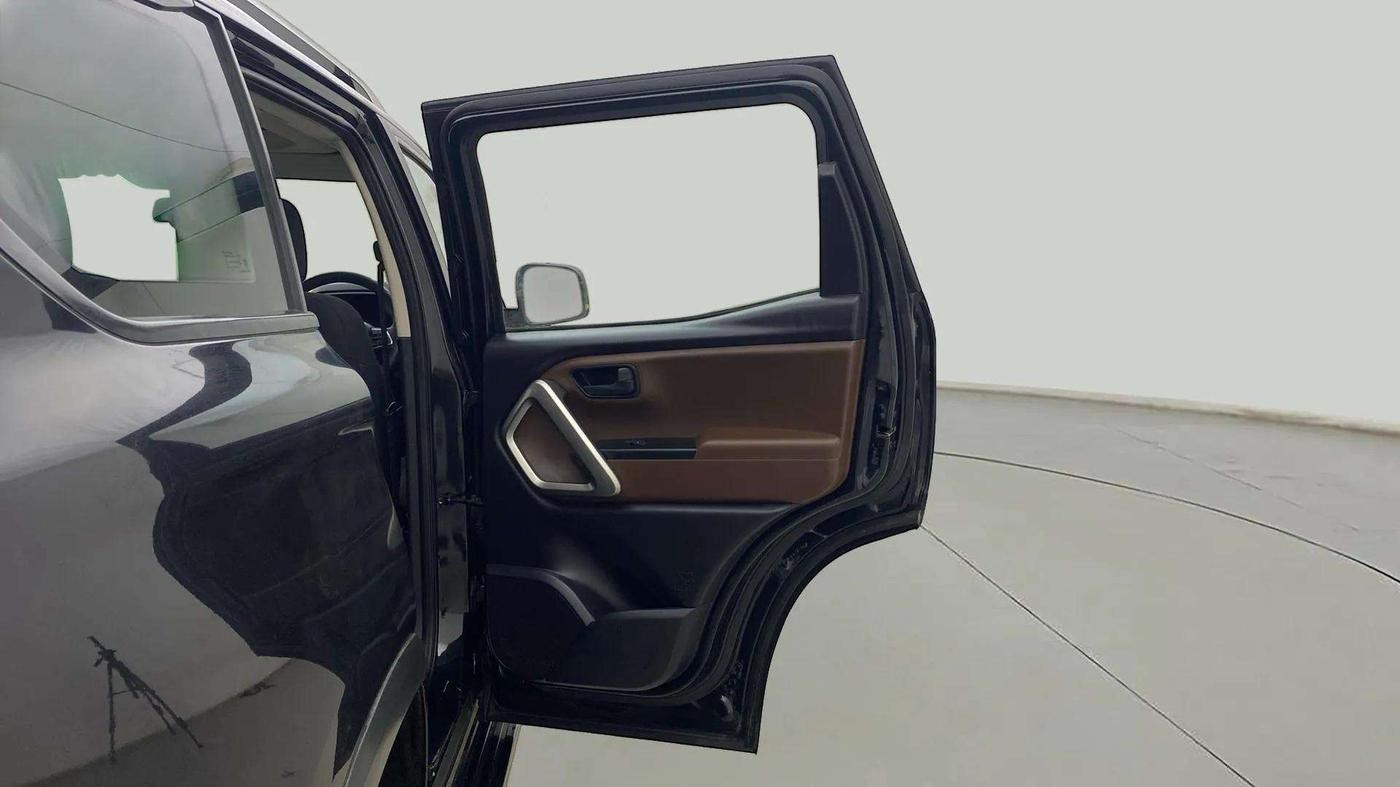 2023 Mahindra SCORPIO-N Z6 DIESEL MT 2WD 7 STR, Diesel, Manual, 50,282 km, RHS Rear Door