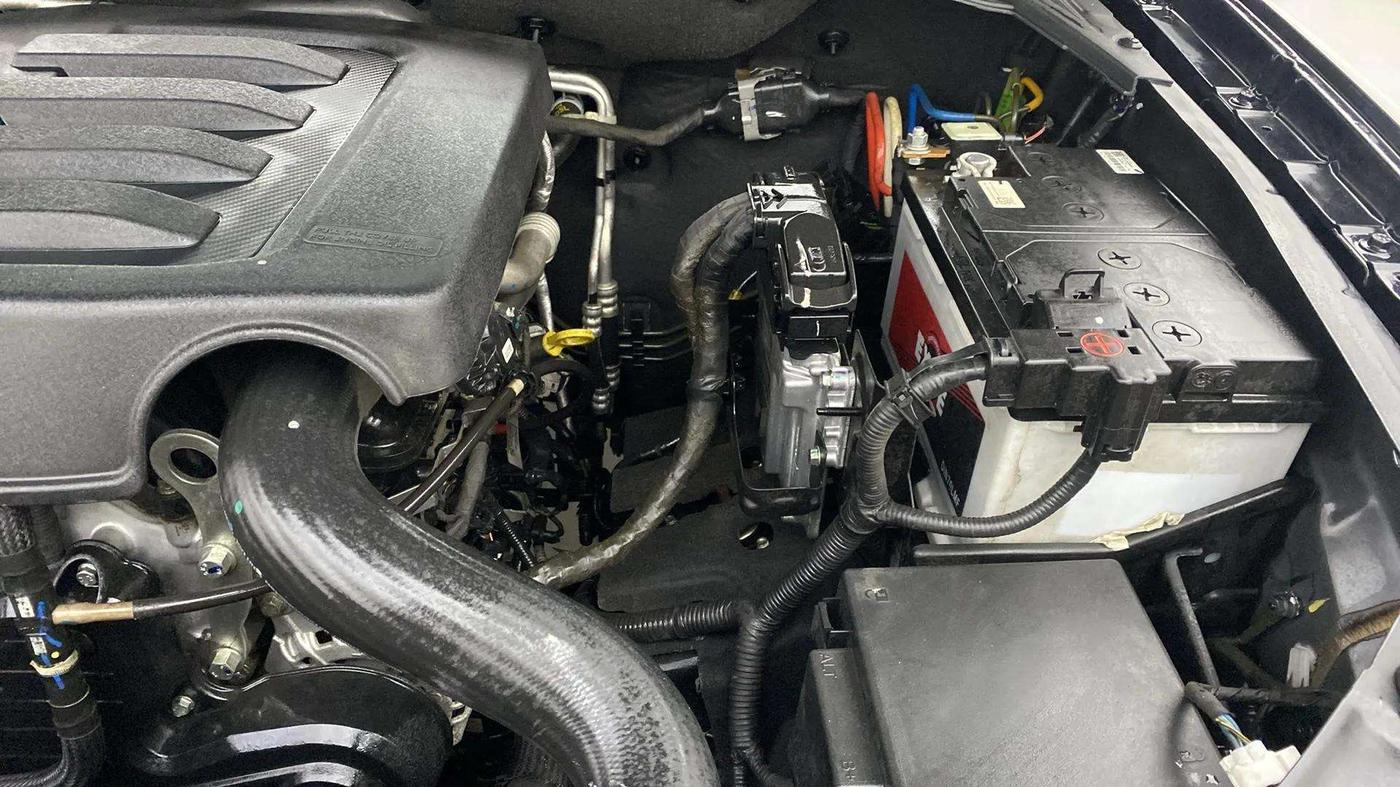 2023 Mahindra SCORPIO-N Z6 DIESEL MT 2WD 7 STR, Diesel, Manual, 50,282 km, Engine View - Left