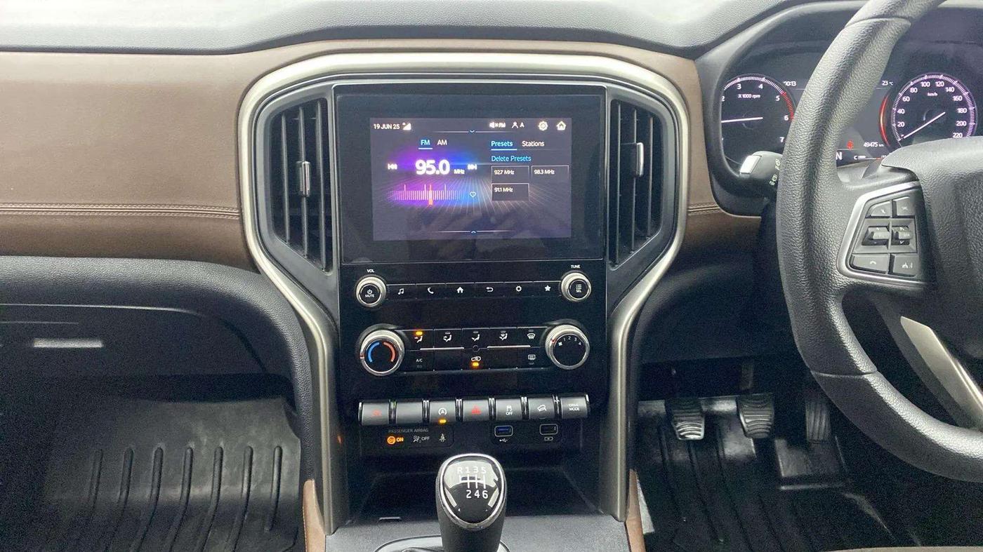 2023 Mahindra SCORPIO-N Z6 DIESEL MT 2WD 7 STR, Diesel, Manual, 50,282 km, Air Conditioner