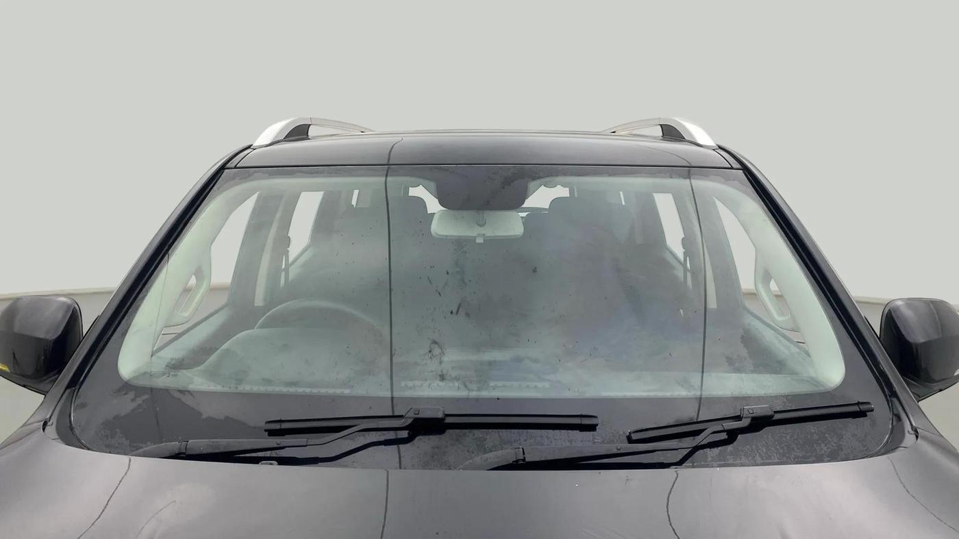 2023 Mahindra SCORPIO-N Z6 DIESEL MT 2WD 7 STR, Diesel, Manual, 50,282 km, Front Windshield