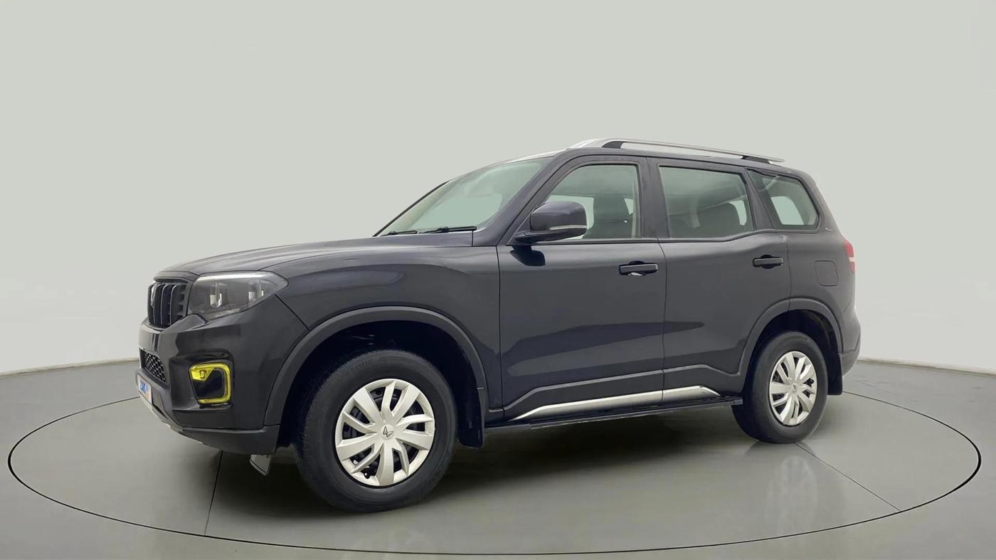 2023 Mahindra SCORPIO-N Z6 DIESEL MT 2WD 7 STR, Diesel, Manual, 50,282 km, Left Front Diagonal