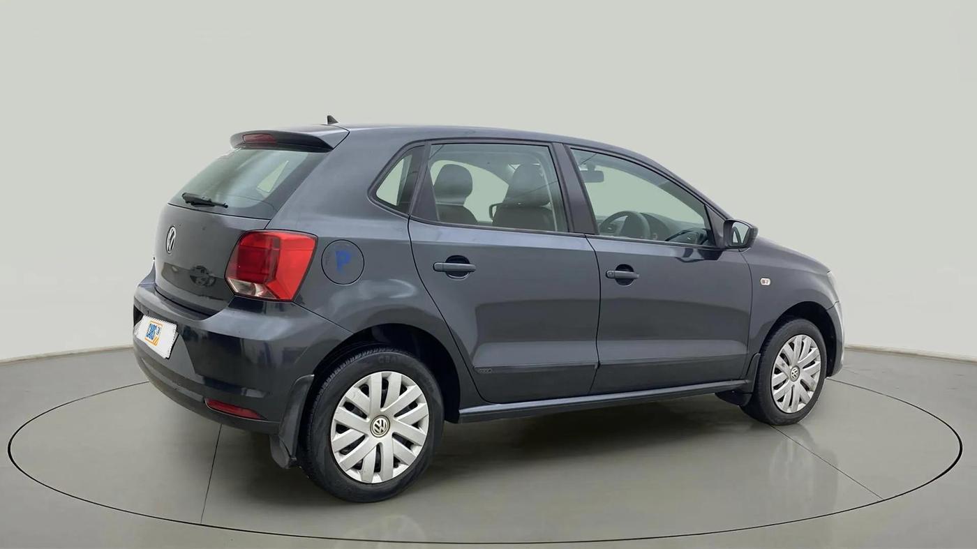 2015 Volkswagen Polo COMFORTLINE 1.2L, Petrol, Manual, 82,885 km, Right Back Diagonal