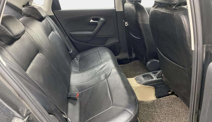 2015 Volkswagen Polo COMFORTLINE 1.2L, Petrol, Manual, 82,781 km, Right Side Rear Door Cabin