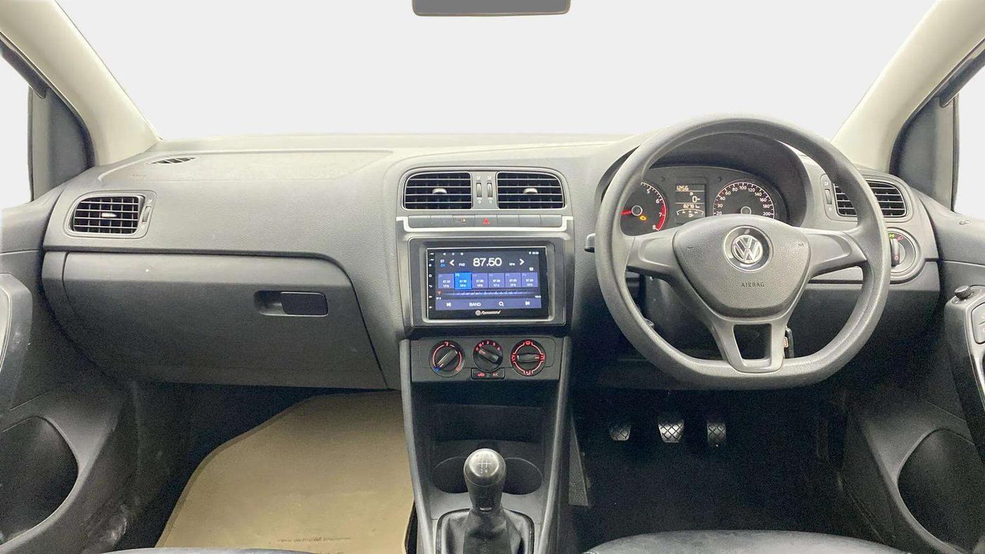 2015 Volkswagen Polo COMFORTLINE 1.2L, Petrol, Manual, 82,885 km, Dashboard
