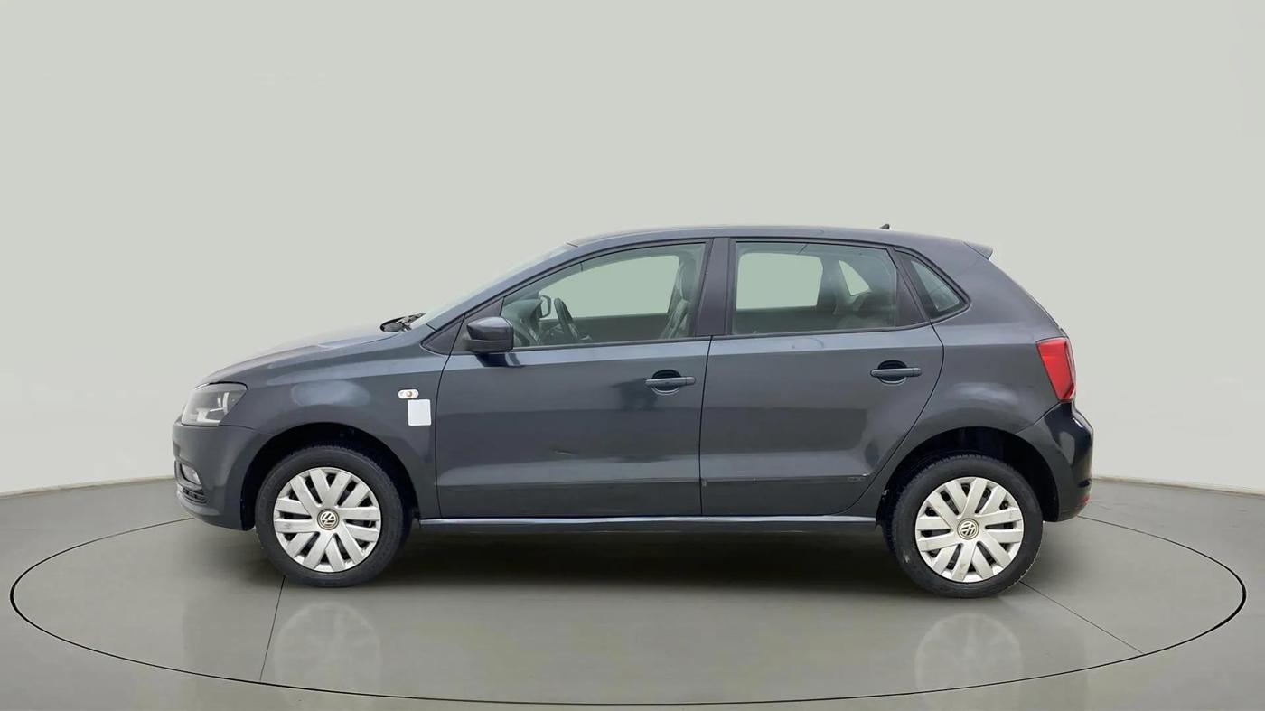 2015 Volkswagen Polo COMFORTLINE 1.2L, Petrol, Manual, 82,885 km, Left Side