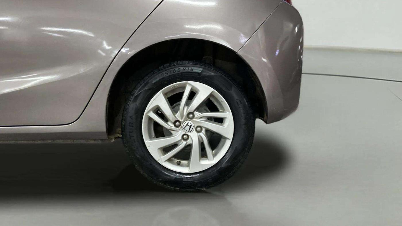 2015 Honda Jazz 1.2L I-VTEC V AT, Petrol, Automatic, 62,549 km, Left Rear Wheel