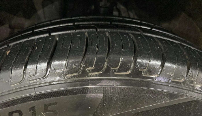 2015 Honda Jazz 1.2L I-VTEC V AT, Petrol, Automatic, 62,313 km, Left Rear Tyre Tread