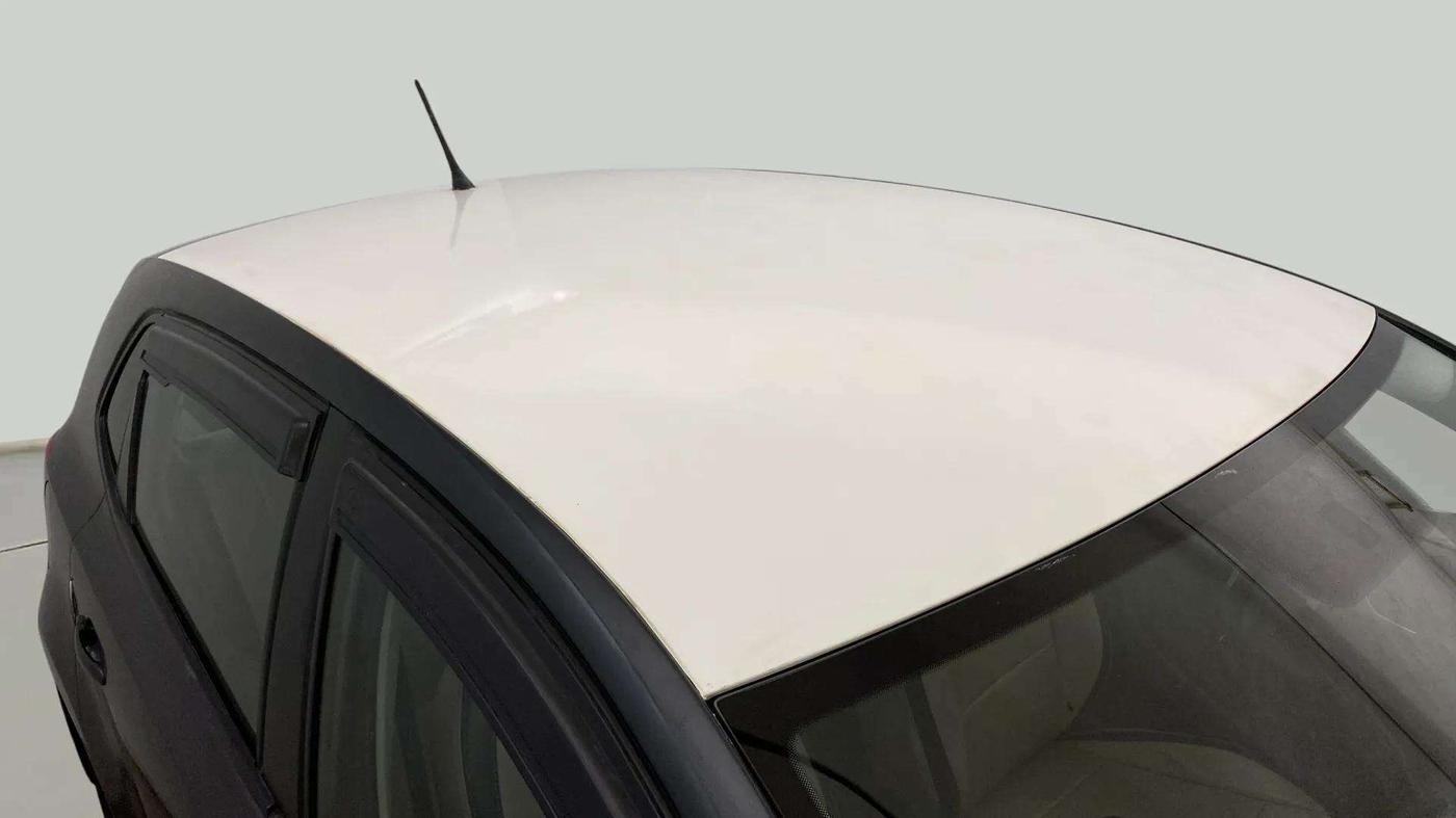 2015 Volkswagen Polo TRENDLINE 1.2L PETROL, Petrol, Manual, 82,437 km, Roof