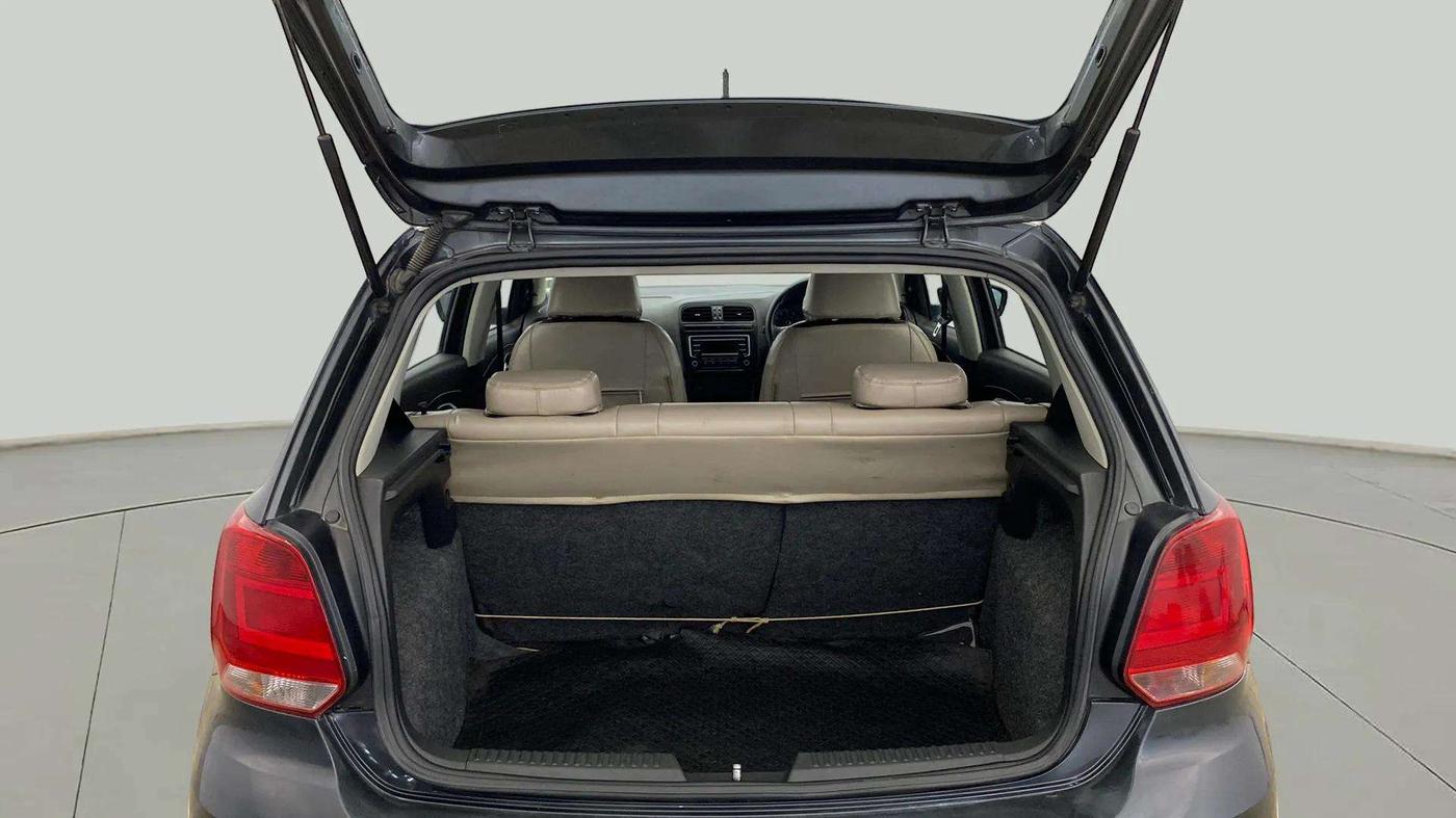 2015 Volkswagen Polo TRENDLINE 1.2L PETROL, Petrol, Manual, 82,437 km, Boot Inside
