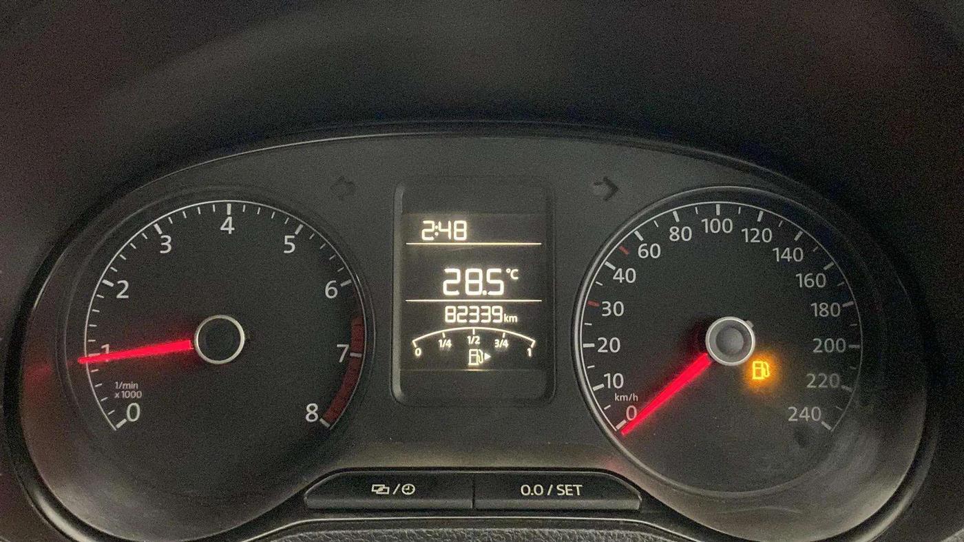 2015 Volkswagen Polo TRENDLINE 1.2L PETROL, Petrol, Manual, 82,437 km, Odometer Image