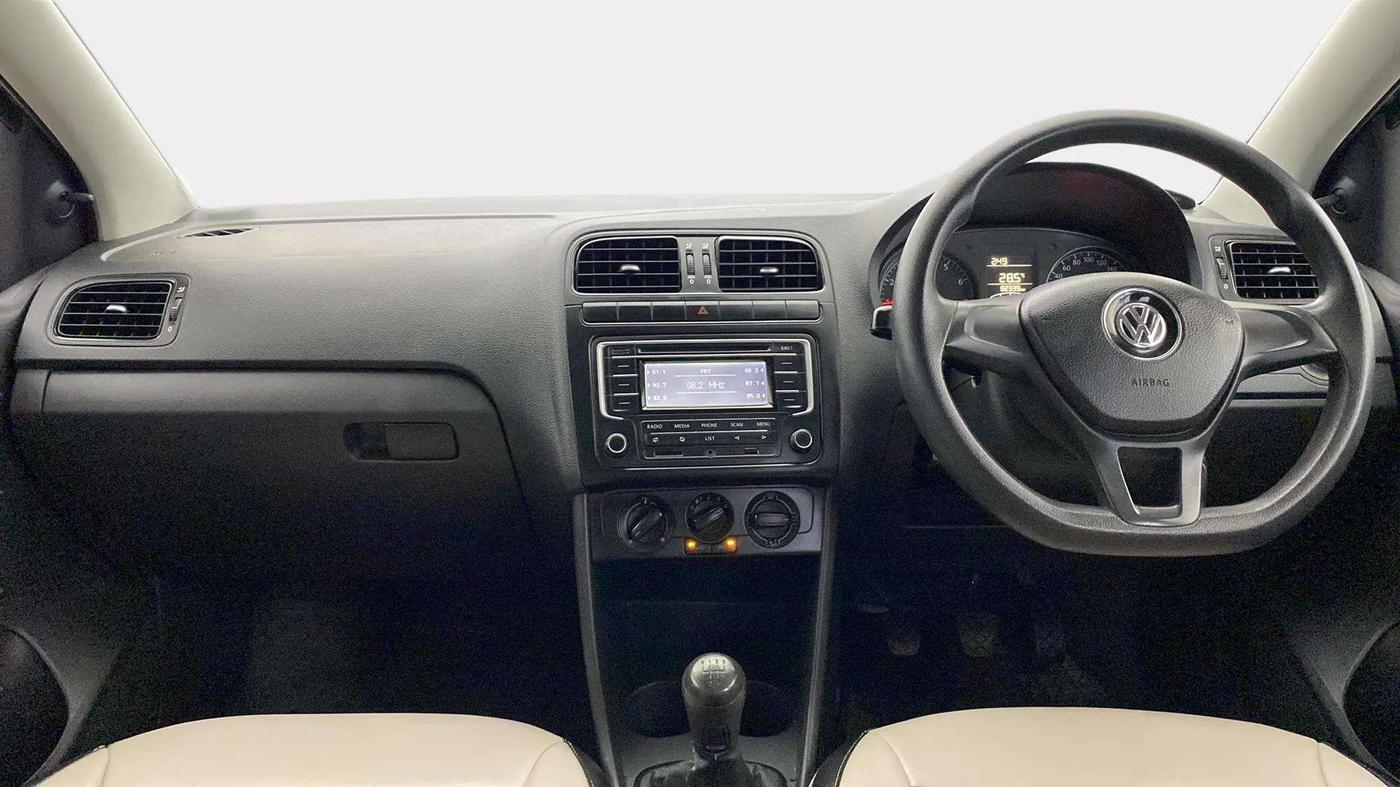 2015 Volkswagen Polo TRENDLINE 1.2L PETROL, Petrol, Manual, 82,437 km, Dashboard