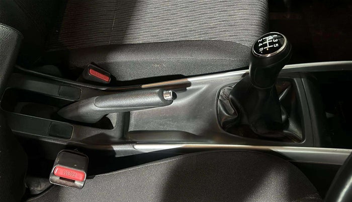 2018 Maruti Baleno ZETA PETROL 1.2, Petrol, Manual, 62,710 km, Gear Lever