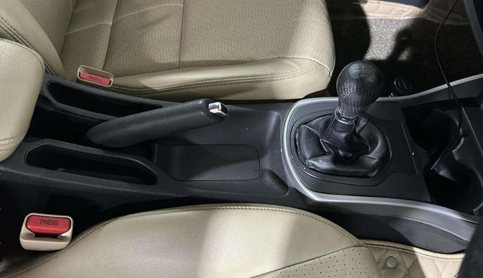 2017 Honda City 1.5L I-VTEC VX, Petrol, Manual, 83,148 km, Gear Lever