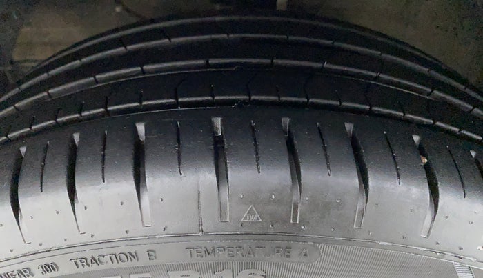 2021 Toyota Glanza G MT PETROL, Petrol, Manual, 16,238 km, Left Front Tyre Tread