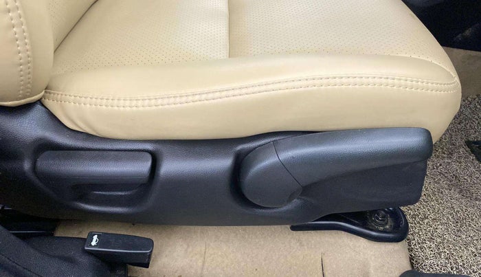 2019 Honda City 1.5L I-VTEC SV, Petrol, Manual, 50,449 km, Driver Side Adjustment Panel