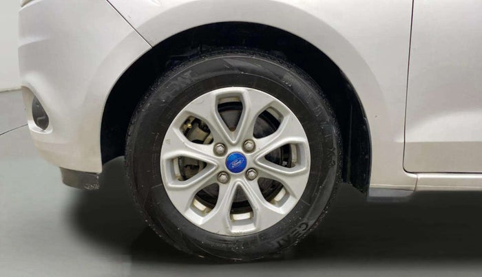 2015 Ford Figo Aspire TITANIUM 1.5 PETROL AT, Petrol, Automatic, 30,833 km, Left Front Wheel