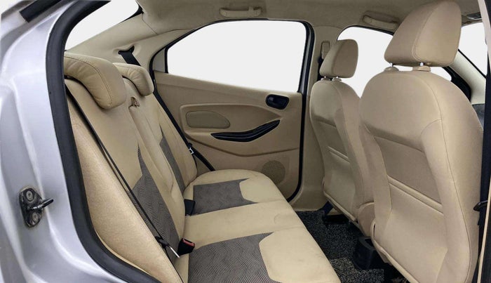 2015 Ford Figo Aspire TITANIUM 1.5 PETROL AT, Petrol, Automatic, 30,833 km, Right Side Rear Door Cabin