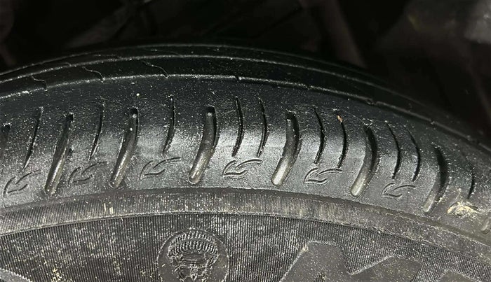 2020 Maruti Vitara Brezza VXI, Petrol, Manual, 46,146 km, Right Front Tyre Tread