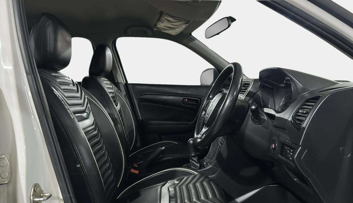 2020 Maruti Vitara Brezza VXI, Petrol, Manual, 46,146 km, Right Side Front Door Cabin