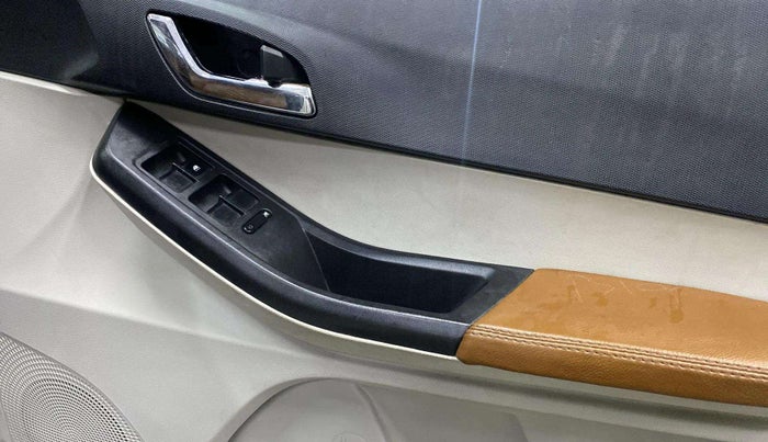 2022 Tata Tiago XZ PLUS PETROL, Petrol, Manual, 28,272 km, Driver Side Door Panels Control