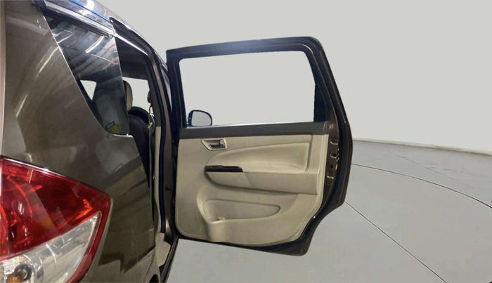 2013 Maruti Ertiga VXI CNG, CNG, Manual, 94,795 km, RHS Rear Door