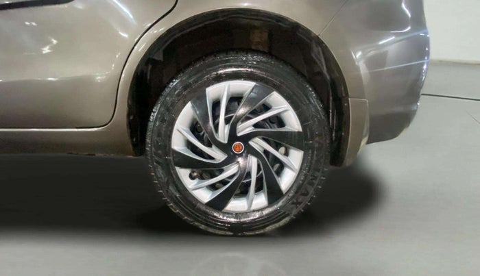2013 Maruti Ertiga VXI CNG, CNG, Manual, 94,795 km, Left Rear Wheel