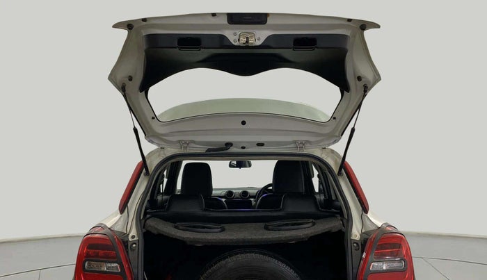 2018 Maruti Swift VXI, CNG, Manual, 66,425 km, Boot Door Open