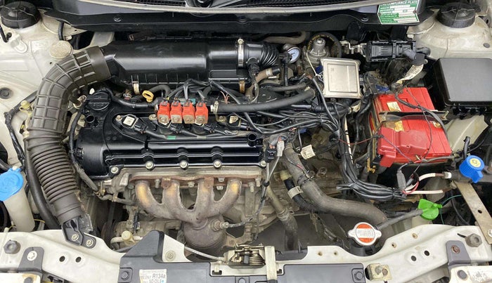 2018 Maruti Swift VXI, CNG, Manual, 66,425 km, Engine View