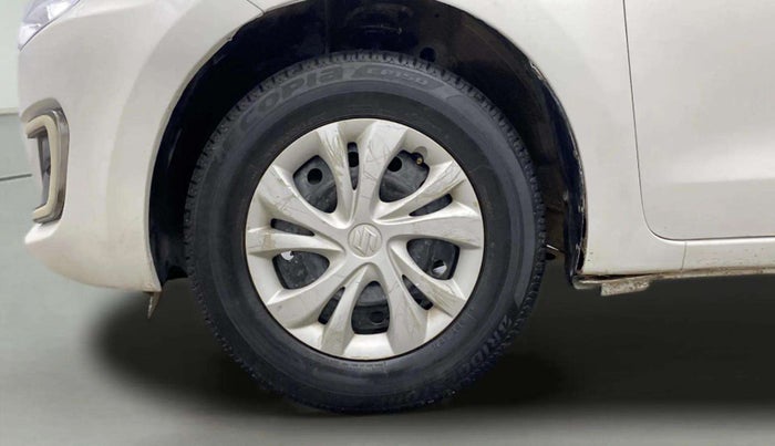 2018 Maruti Swift VXI, CNG, Manual, 66,425 km, Left Front Wheel