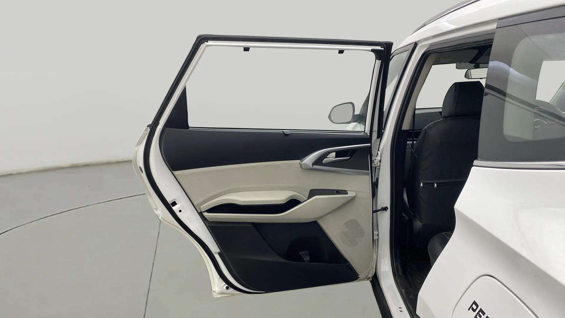 LHS-Rear-Door-Open