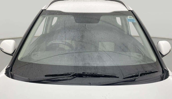 2022 KIA CARENS PRESTIGE PLUS 1.4 PETROL 7 STR, Petrol, Manual, 38,325 km, Front Windshield