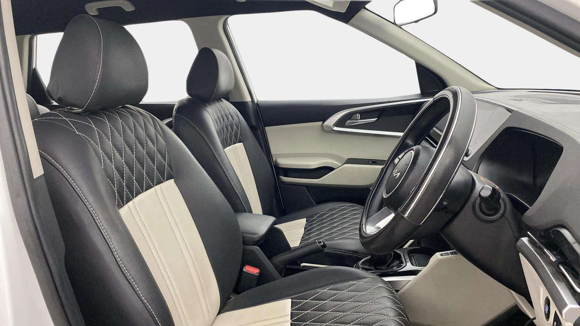 Front-Cabin-View