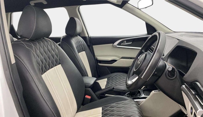 2022 KIA CARENS PRESTIGE PLUS 1.4 PETROL 7 STR, Petrol, Manual, 38,325 km, Right Side Front Door Cabin