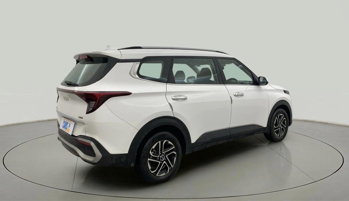 2022 KIA CARENS PRESTIGE PLUS 1.4 PETROL 7 STR, Petrol, Manual, 38,325 km, Right Back Diagonal