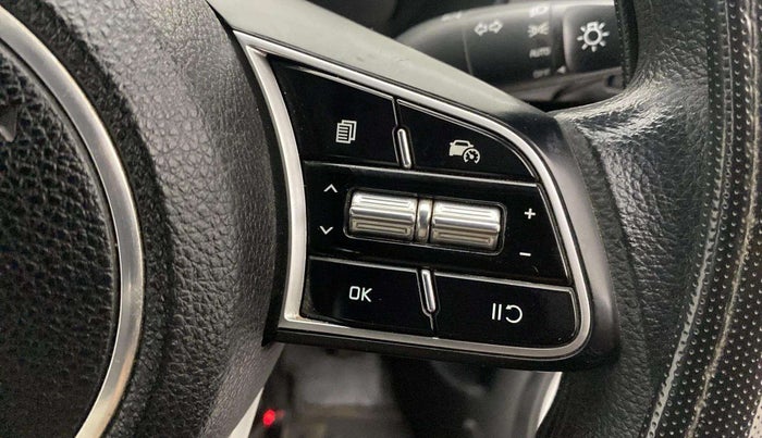 2022 KIA CARENS PRESTIGE PLUS 1.4 PETROL 7 STR, Petrol, Manual, 38,325 km, Adaptive Cruise Control