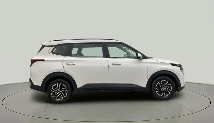 2022 KIA CARENS PRESTIGE PLUS 1.4 PETROL 7 STR, Petrol, Manual, 38,325 km, Right Side View