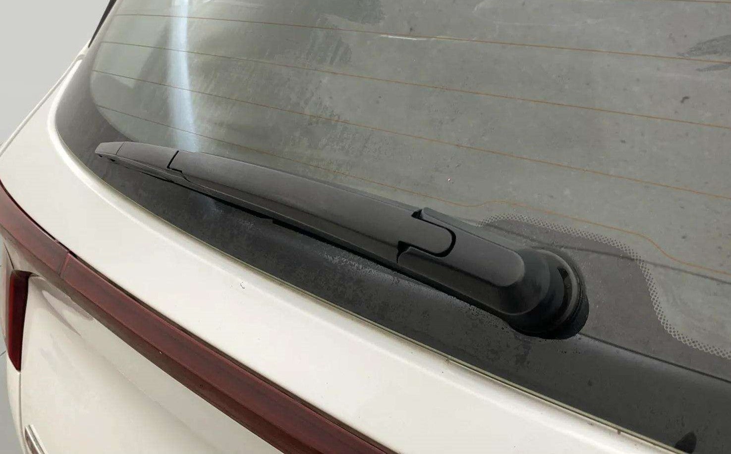 Rear-windshield-wiper-blade-24