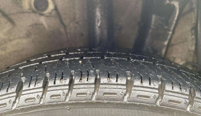 2014 Hyundai Xcent BASE 1.2, Petrol, Manual, 93,514 km, Left Rear Tyre Tread