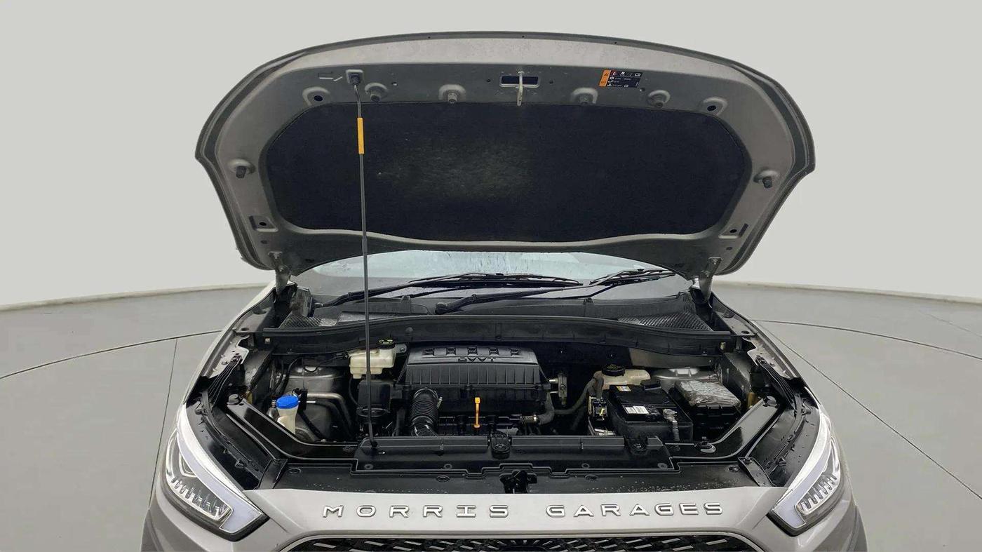 2022 MG ASTOR STYLE 1.5 MT, Petrol, Manual, 13,201 km, Open Bonet