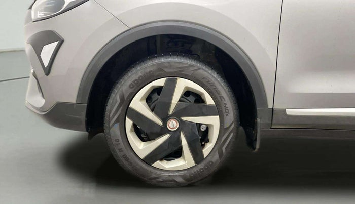 2022 MG ASTOR STYLE 1.5 MT, Petrol, Manual, 12,924 km, Left Front Wheel
