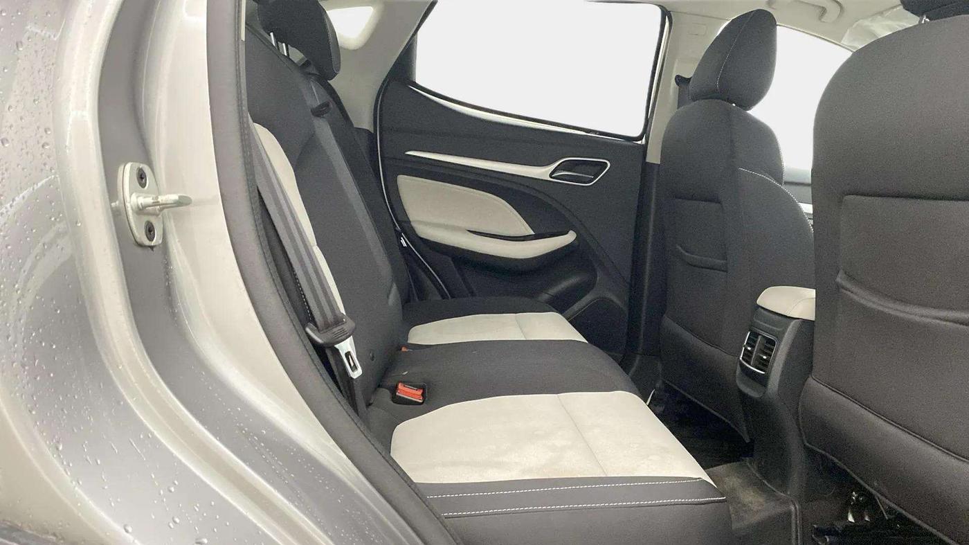 2022 MG ASTOR STYLE 1.5 MT, Petrol, Manual, 13,201 km, Right Side Rear Door Cabin